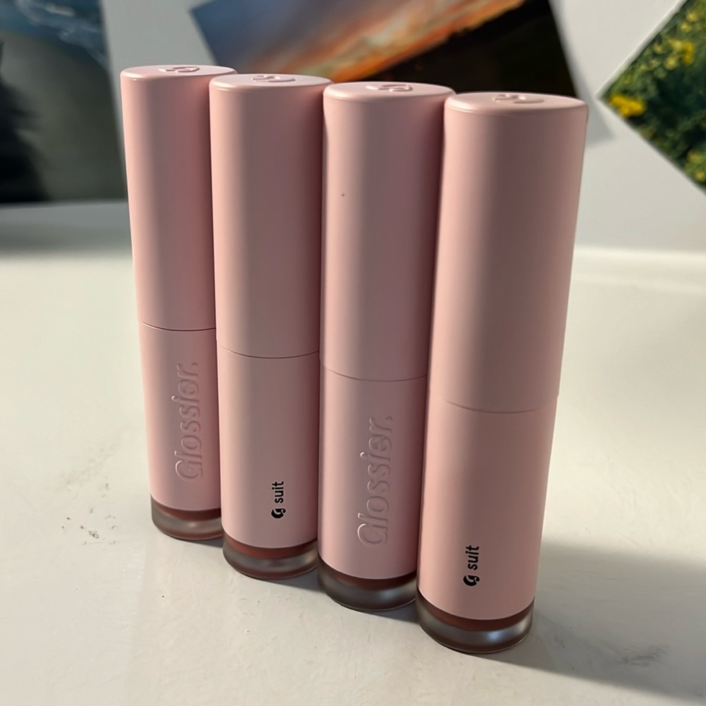 Glossier G suit (gsuit) soft touch lip crème